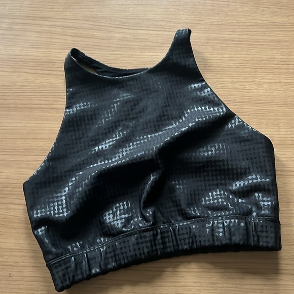 Peloton Other - Peloton Women's Standard Digital Foil High Neck Bra
Medium